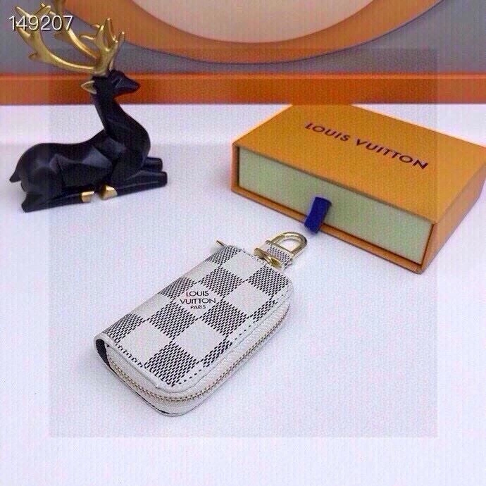Affordable Louis Vuitton Keychains 265506