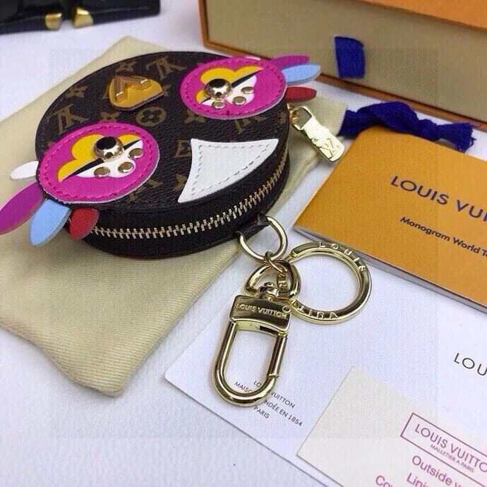 Louis Vuitton Keychains Resilient 265484