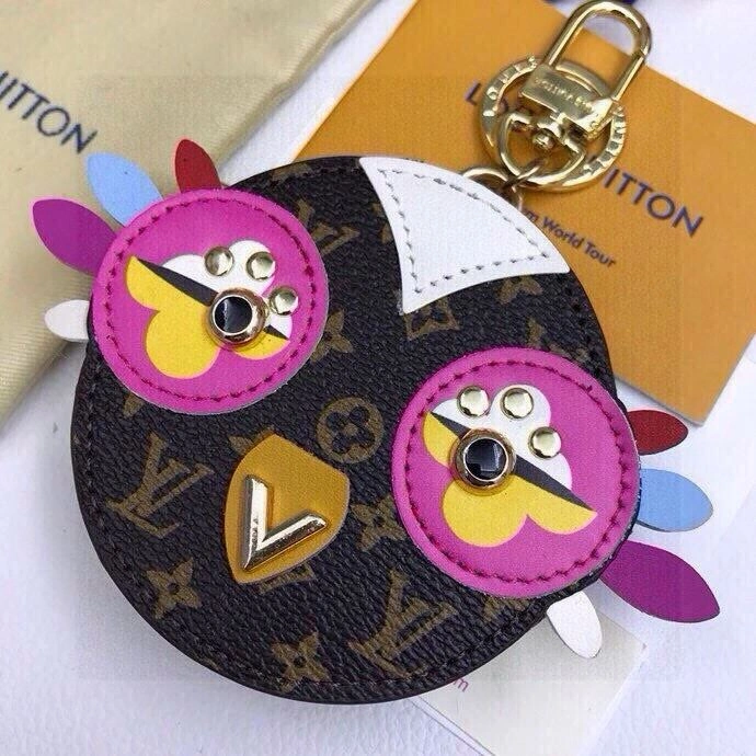 Louis Vuitton Keychains Resilient 265484