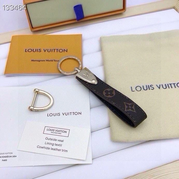 SmoothTexture Louis Vuitton Keychains 265480