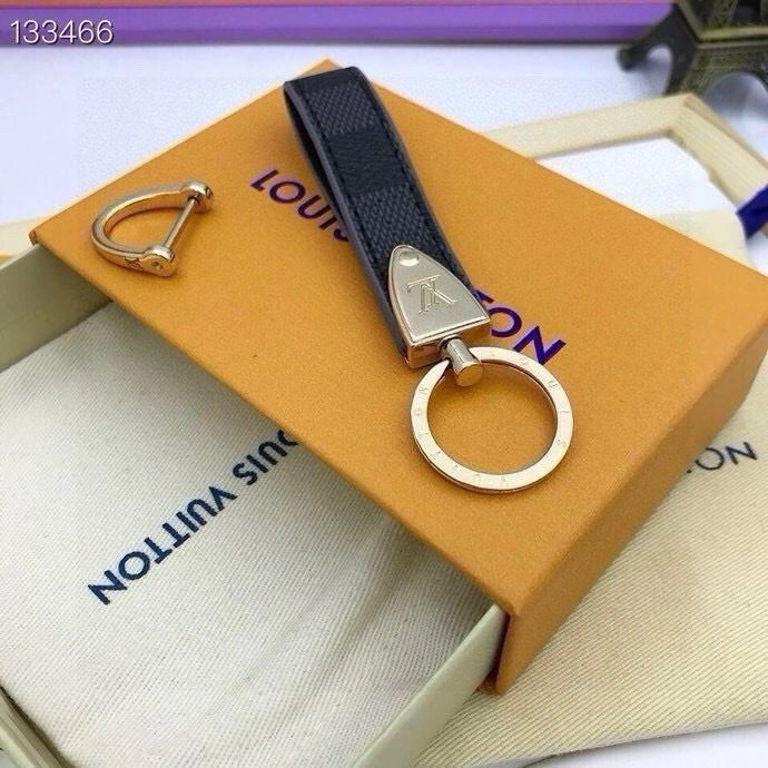 Breathable Louis Vuitton Keychains 265472