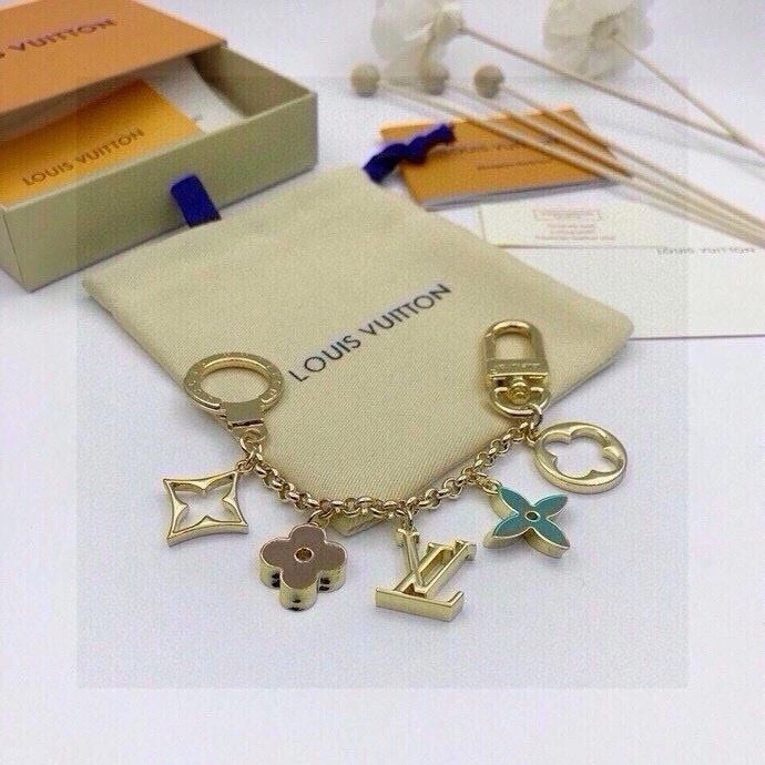 Louis Vuitton Keychains MultiPurpose 265450