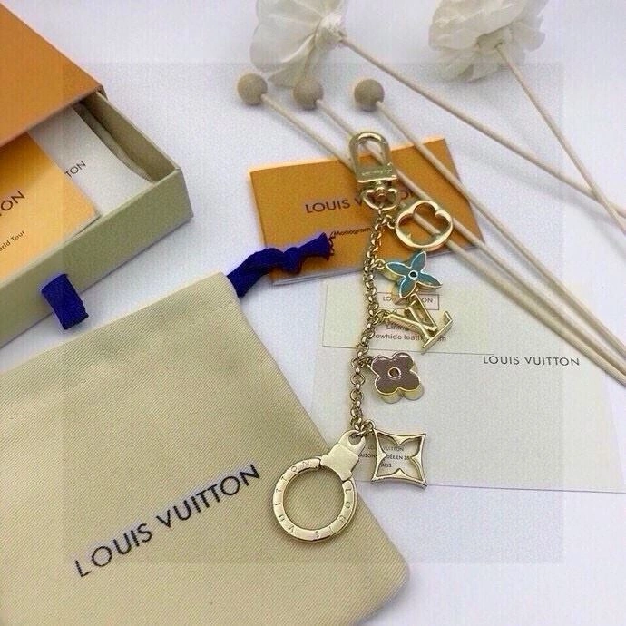 Louis Vuitton Keychains MultiPurpose 265450