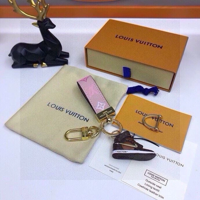 Louis Vuitton Keychains Flexible 265476
