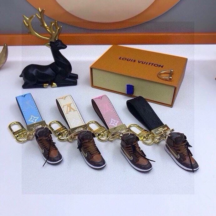 Louis Vuitton Keychains Classic 265464