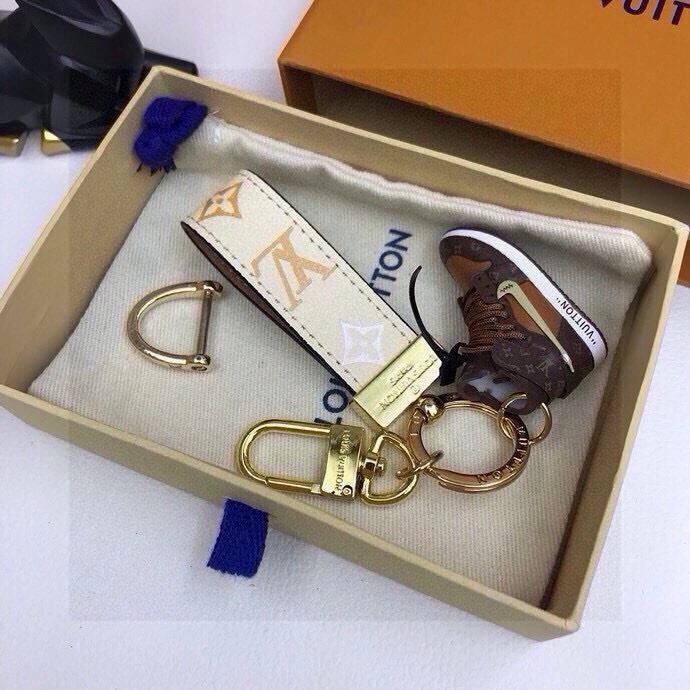 Louis Vuitton Keychains Classic 265464