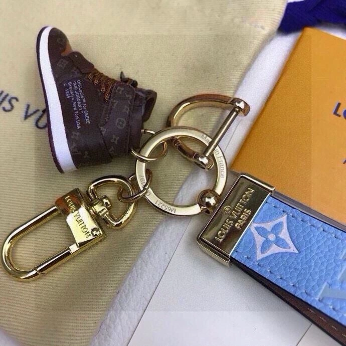 Louis Vuitton Keychains Comfortable 265459