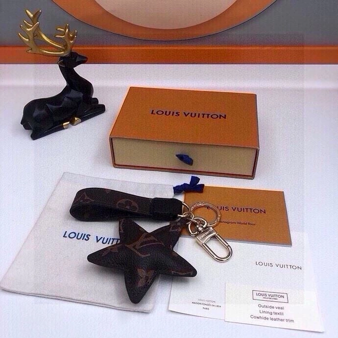 Louis Vuitton Keychains OnTrend 265461