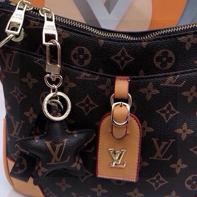 Louis Vuitton Keychains OnTrend 265461