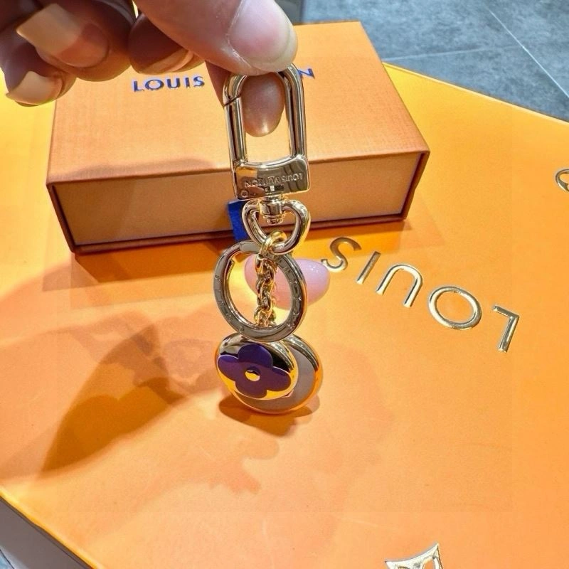 Louis Vuitton Keychains OnTrend 265475