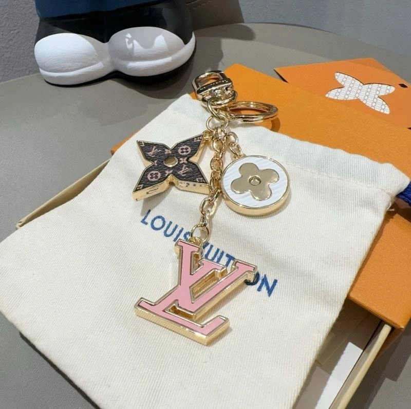 DailyWear Louis Vuitton Keychains 265413