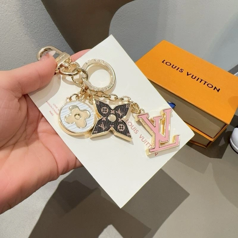 DailyWear Louis Vuitton Keychains 265413