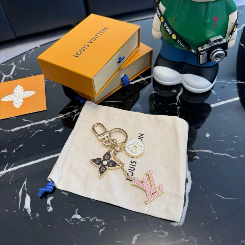 DailyWear Louis Vuitton Keychains 265413