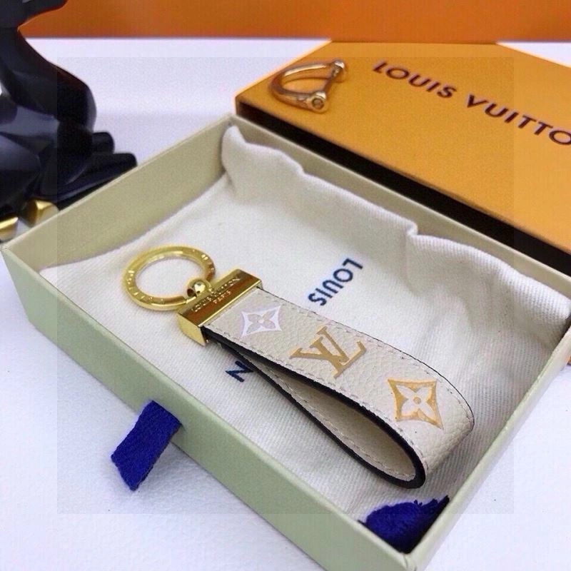 Louis Vuitton Keychains UrbanChic 265419