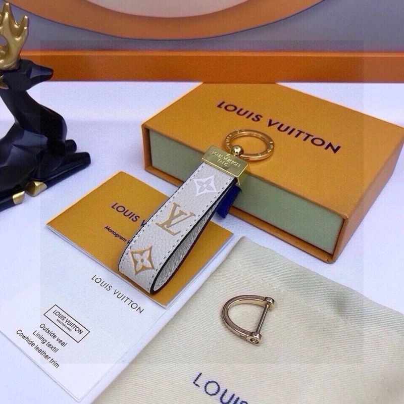 Louis Vuitton Keychains UrbanChic 265419