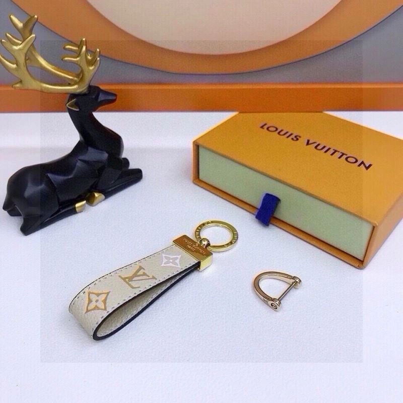 Louis Vuitton Keychains UrbanChic 265419