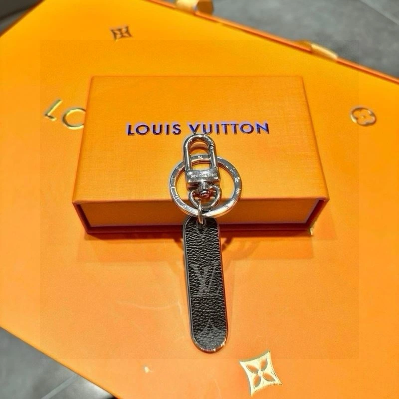 Louis Vuitton Keychains Attractive 265430