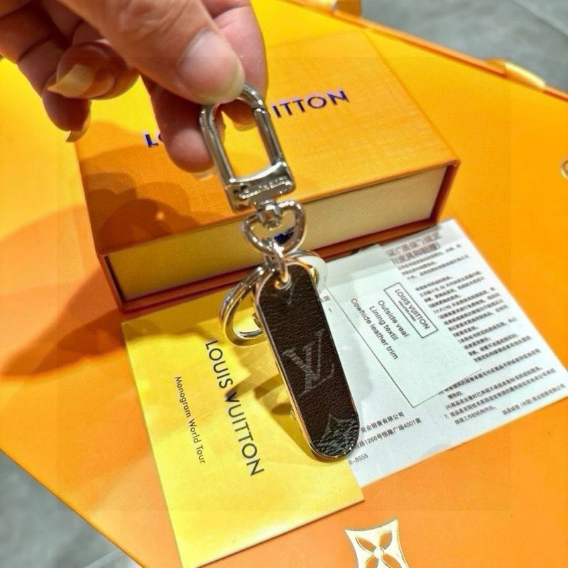 Louis Vuitton Keychains Attractive 265430