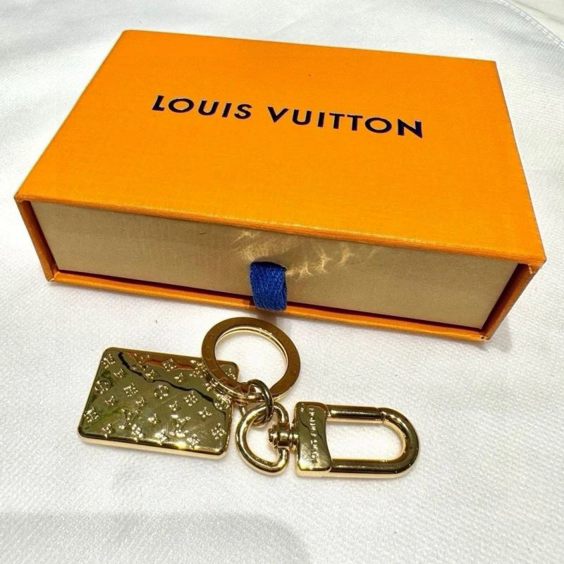 Bold Louis Vuitton Keychains 265417