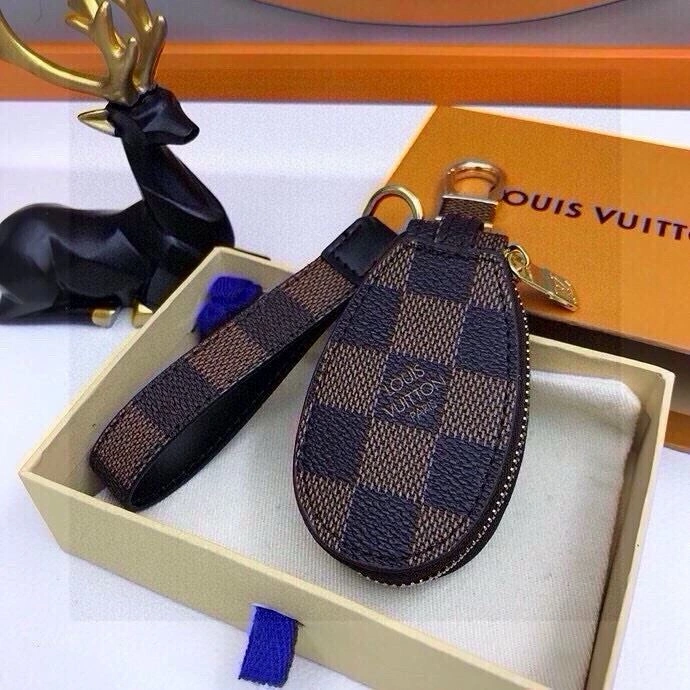 StreetReady Louis Vuitton Keychains 265437