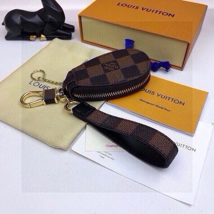StreetReady Louis Vuitton Keychains 265437