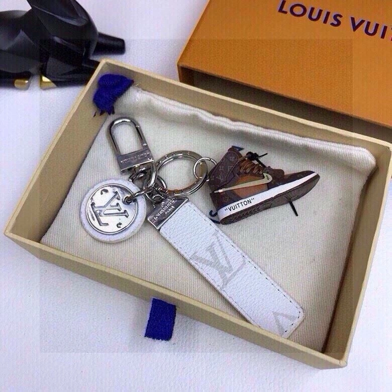 EyeCatching Louis Vuitton Keychains 265421