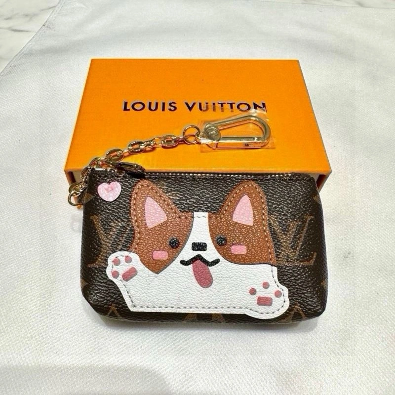 Compact Louis Vuitton Keychains 265405