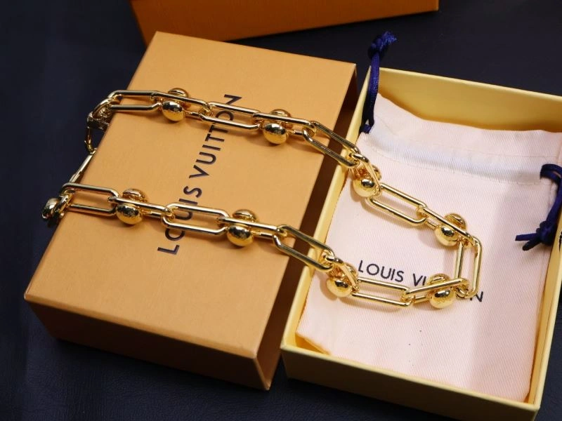 Louis Vuitton Keychains HighPerformance 265394
