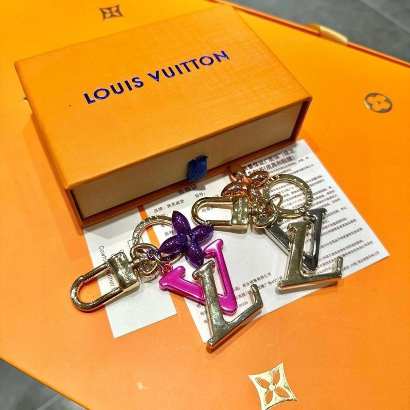 Chic Louis Vuitton Keychains 265401