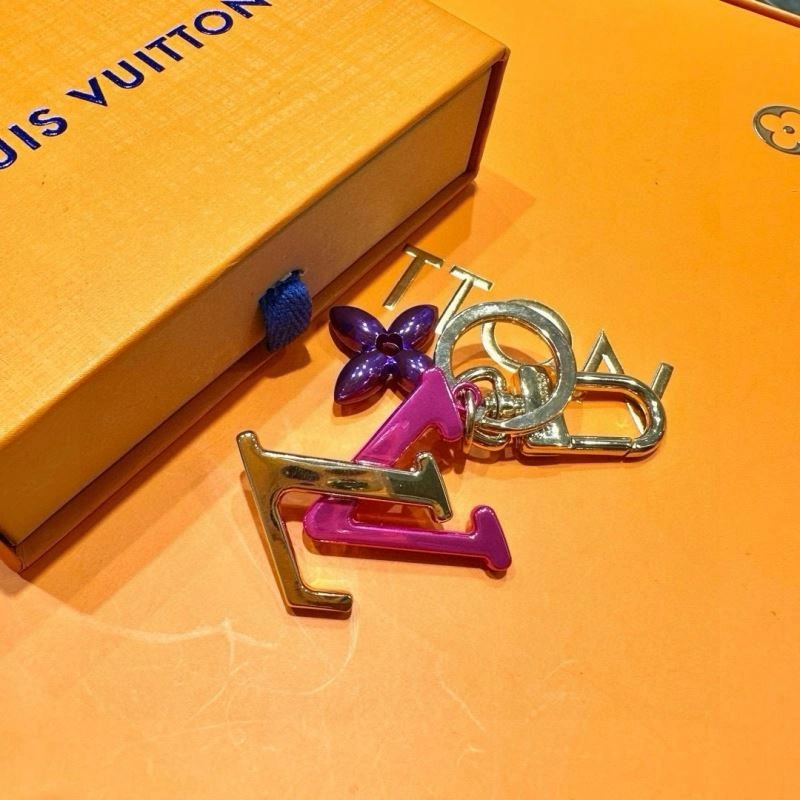Louis Vuitton Keychains Versatile 265402