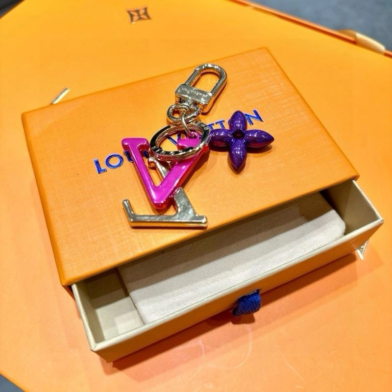 Louis Vuitton Keychains Versatile 265402