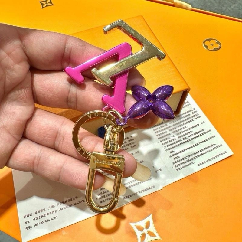 Louis Vuitton Keychains Versatile 265402