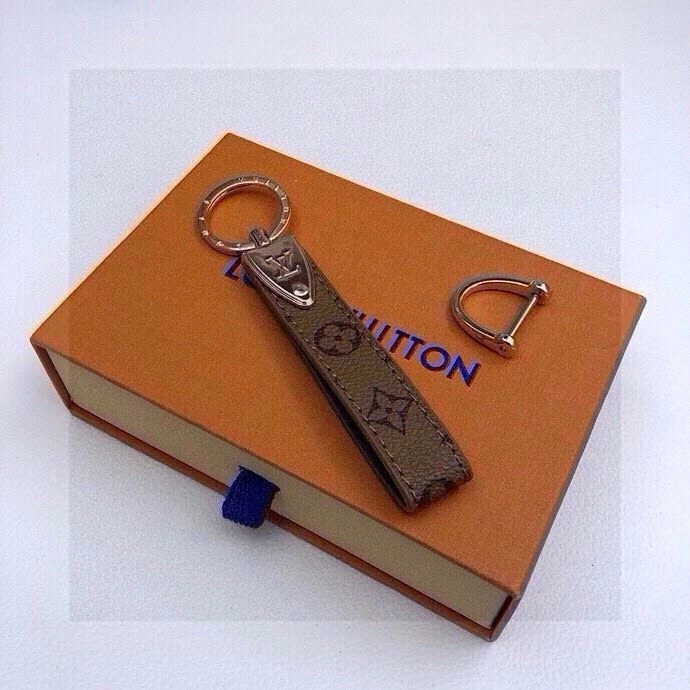 Louis Vuitton Keychains EyeCatching 265370