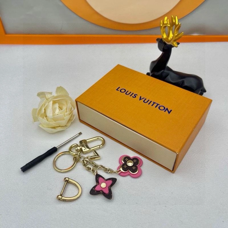 Louis Vuitton Keychains Attractive 265367
