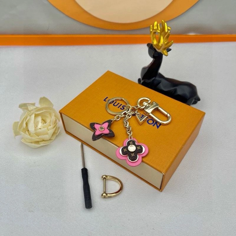 Louis Vuitton Keychains Attractive 265367