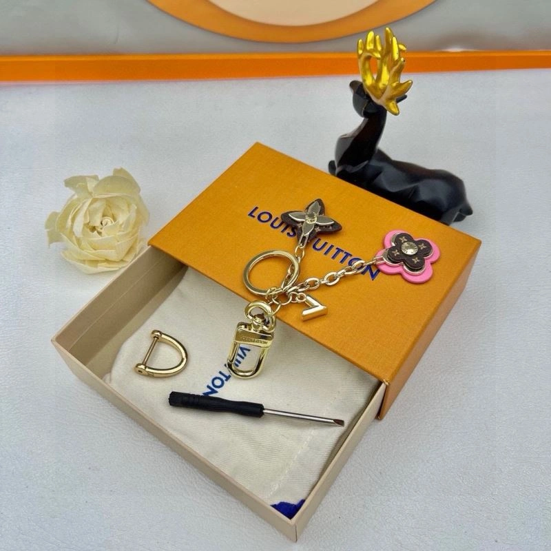 Louis Vuitton Keychains Attractive 265367