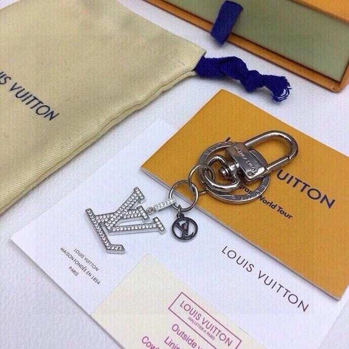 Louis Vuitton Keychains Trendy 265346