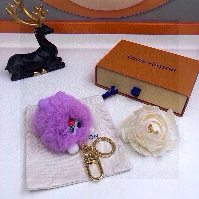QuickDry Louis Vuitton Keychains 265356