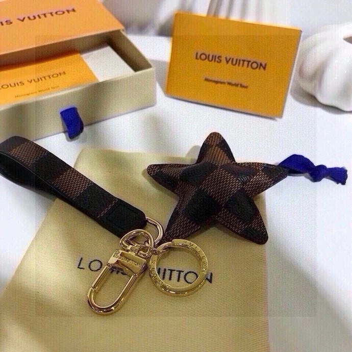 WrinkleFree Louis Vuitton Keychains 265358