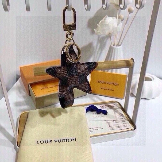 WrinkleFree Louis Vuitton Keychains 265358