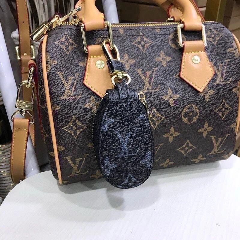 Louis Vuitton Keychains FreshLook 265323