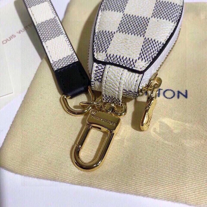Louis Vuitton Keychains Chic 265298