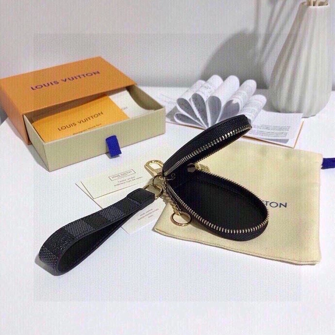 StreetReady Louis Vuitton Keychains 265301