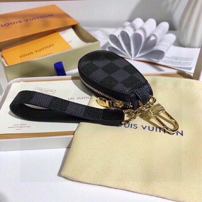 StreetReady Louis Vuitton Keychains 265301