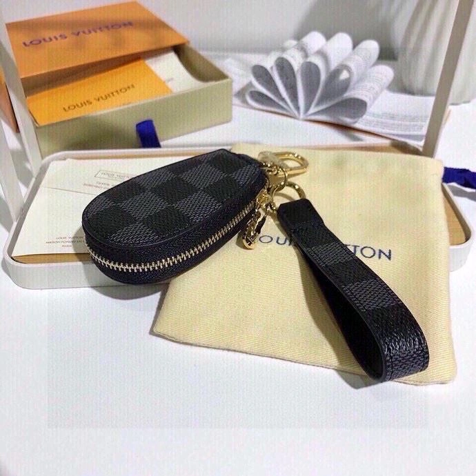 StreetReady Louis Vuitton Keychains 265301