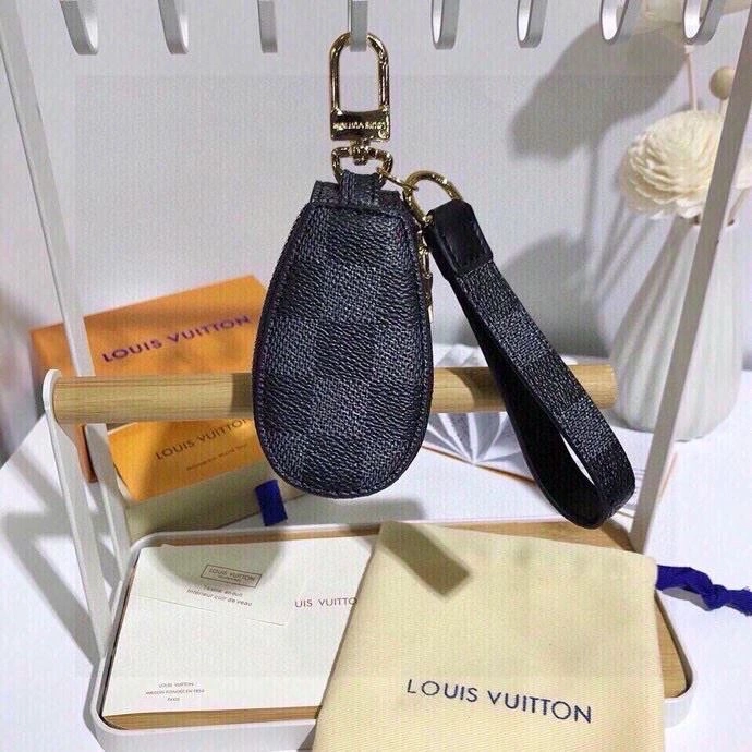 StreetReady Louis Vuitton Keychains 265301