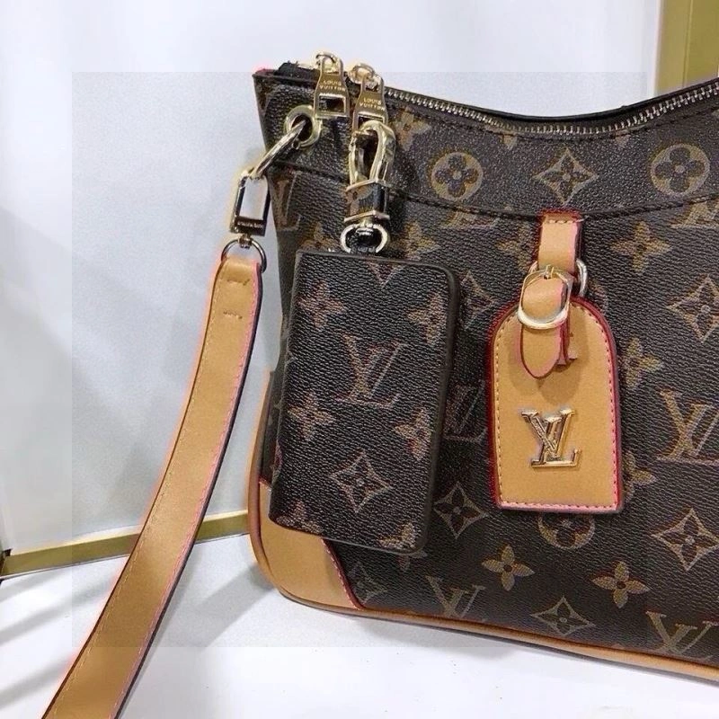 AllSeason Louis Vuitton Keychains 265315