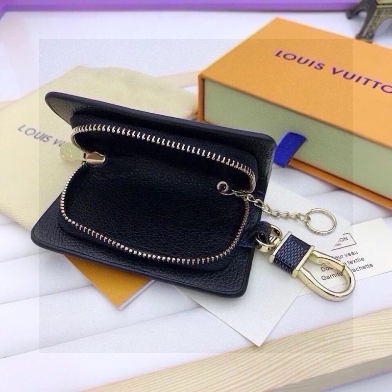 Louis Vuitton Keychains Chic 265289