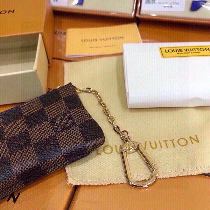 Louis Vuitton Keychains TimelessDesign 265295