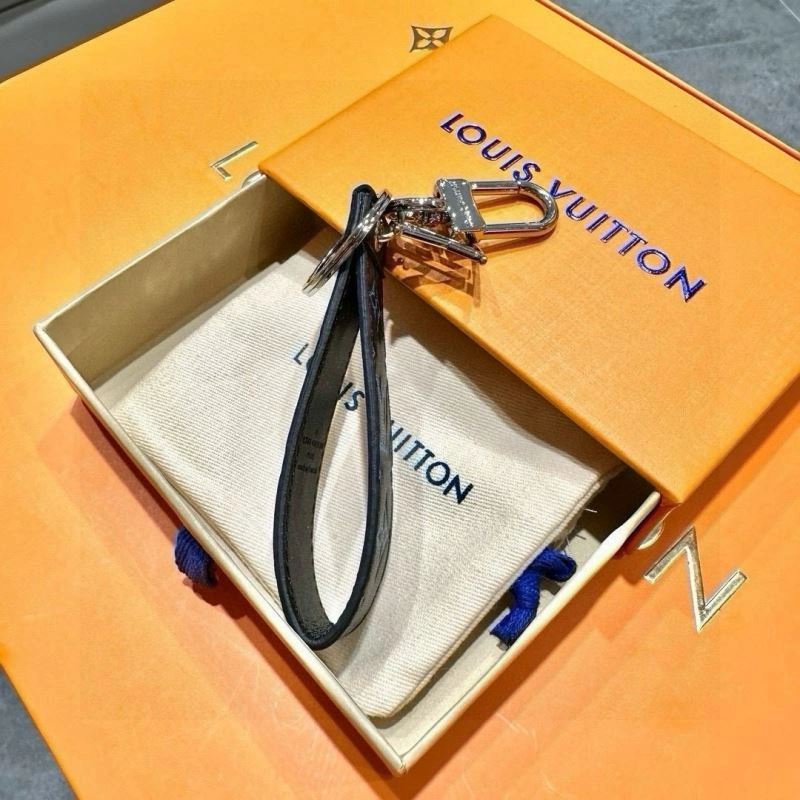 Louis Vuitton Keychains Stretchable 265282